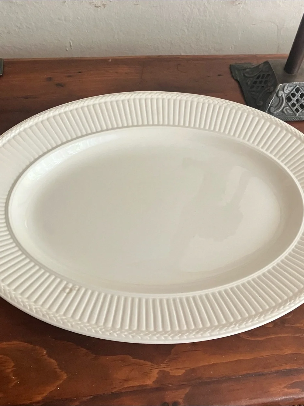 Vintage 1969 Wedgwood Edme Creamware Oval serving platter classic ribbed